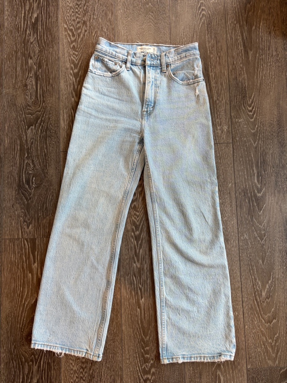 Abercrombie The 90s Relaxed Jean High Rise 25XS